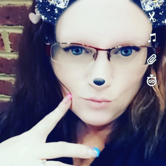 Meet your Posher, Klly - Picture 1 of 1